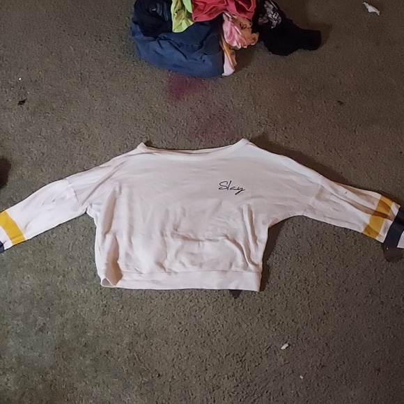 Croptop - Picture 1 of 3